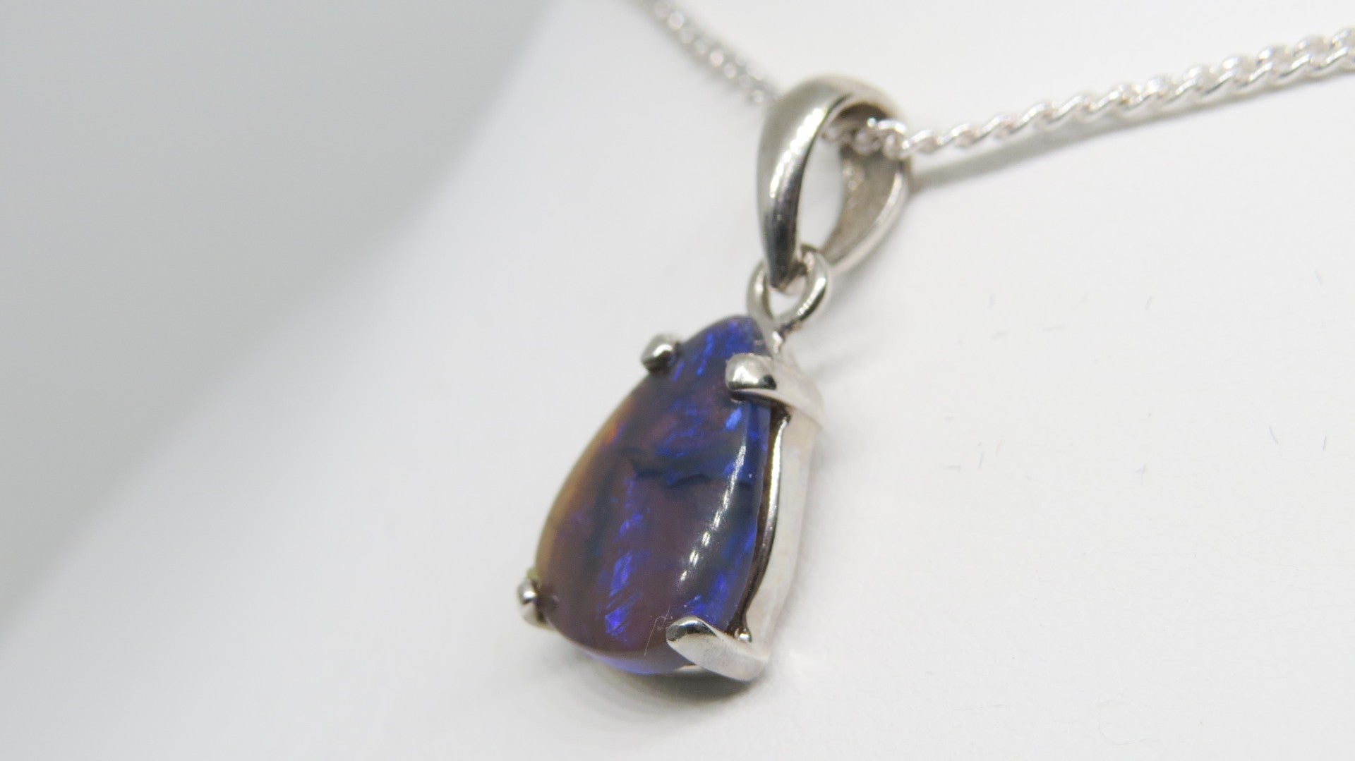 Lightning Ridge II Necklace