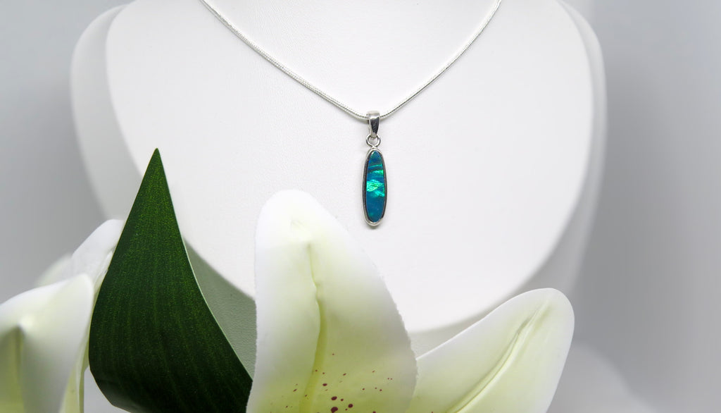 Polar Horizon Necklace